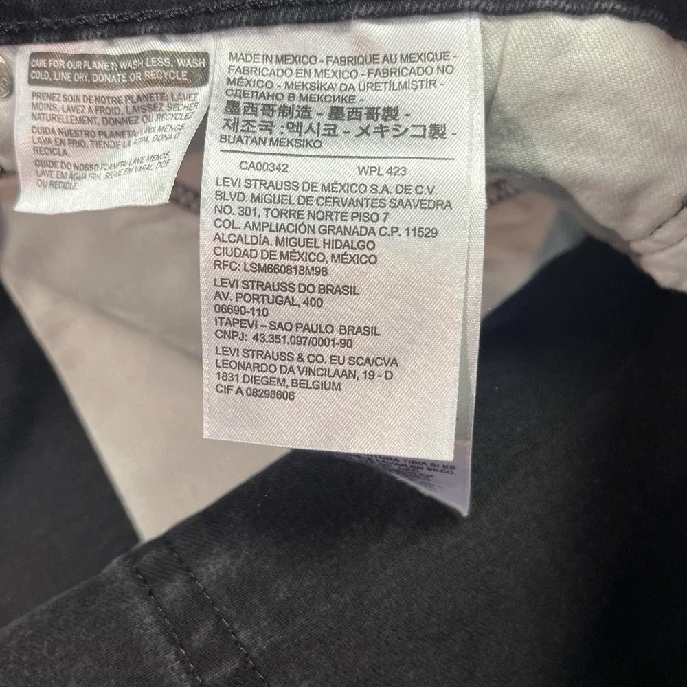 Levi Strauss & Co. men 50x30